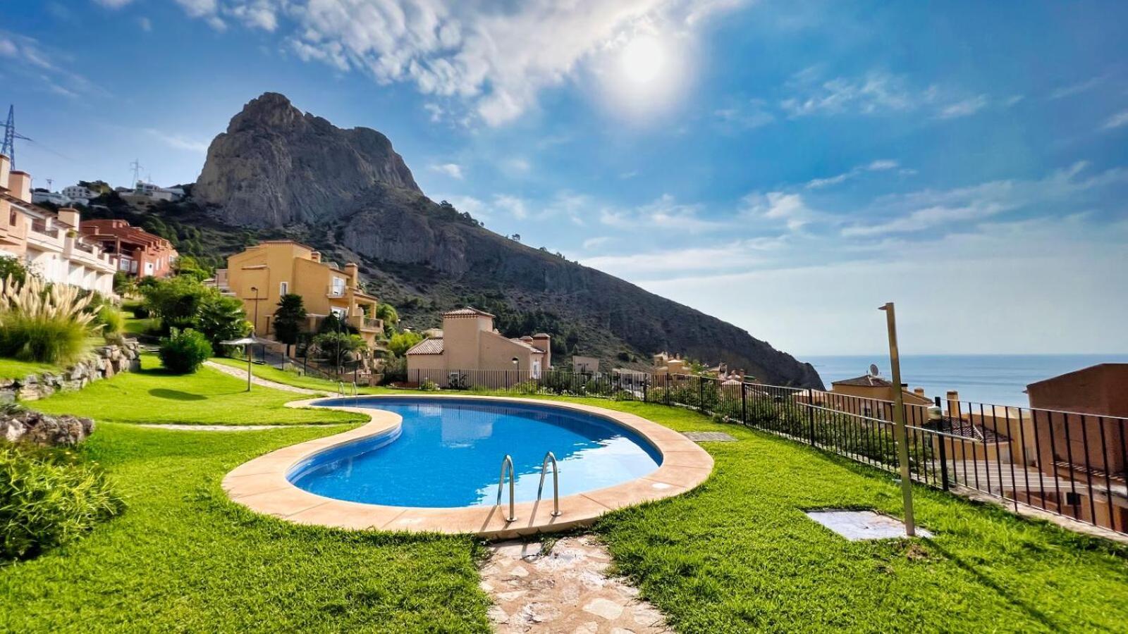 Charming Townhouse With Sea Views & Pool In Altea Villa Calpe Exterior photo